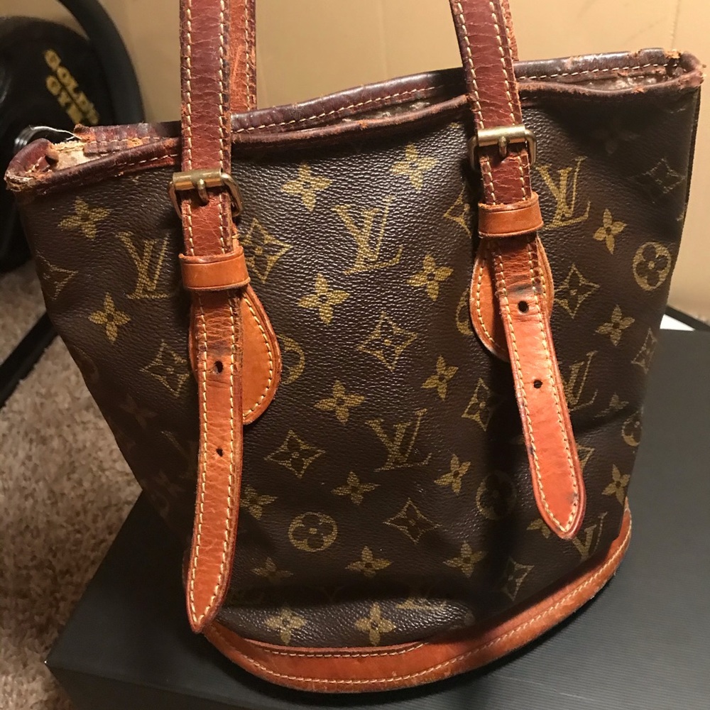 Louis Vuitton Bucket Handbag